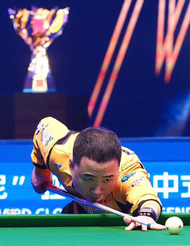 朝着更加多 朝着更加多