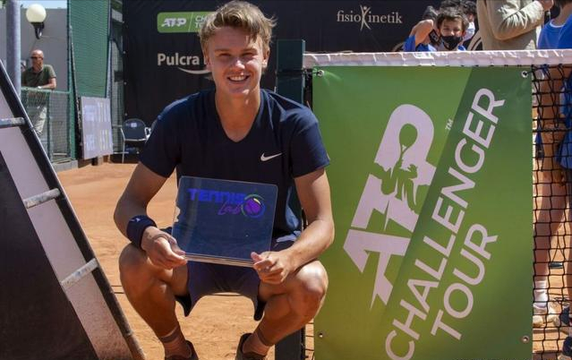 从巅峰全能 从巅峰全能